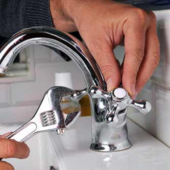 Choosing the Right Commercial Plumber in Miami: A Business Owner’s Guide