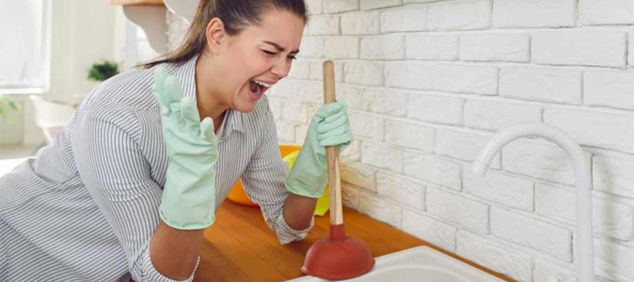 How much does it cost to unclog a kitchen sink in Miami? How Much Does It Cost to Unclog a Kitchen Sink in Miami?